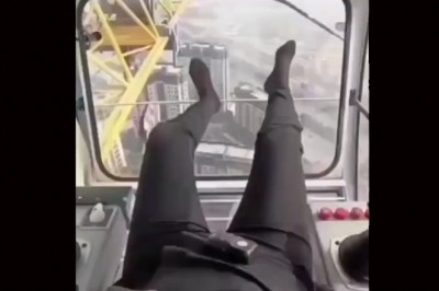 Operator zaprezentował jak wygląda jego zejście z żurawia