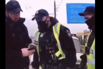 Jak szybko pozbyć się dowodów i wkurzyć policjantów