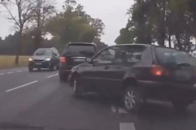 Spowodował wypadek po nieudanym wyprzedzaniu Golfem