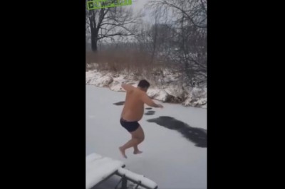 Skok do zamarzniętej wody. Co może pójść nie tak?