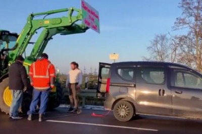 Wkurzony ekolog chciał odholować ciągnik rolnika