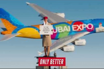 Stała na szczycie Burdż Chalify dla reklamy Emirates. Widok zapiera dech w piersiach