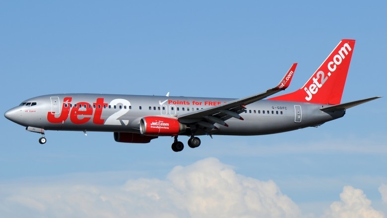 Bójka Brytyjczyków przerwała lot, dwóch pasażerów z dożywotnim zakazem latania. Nagranie z zajścia trafiło do sieci.