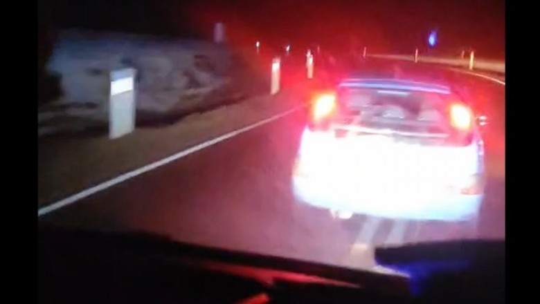 Policyjny pościg pod Szczytnem. Kierowca pod wpływem, z dożywotnim zakazem i używkami w plecaku