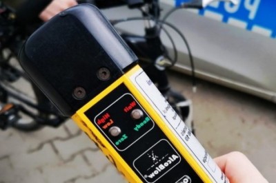 Przyjechał rowerem po czekoladę na Dzień Kobiet. Miał 2 promile i dostał 2,5 tys. zł mandatu