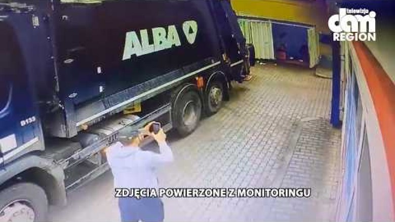 Skandaliczne zachowanie śmieciarzy! Zostali przyłapani na przerzucaniu śmieci, aby firma dostała karę za brak segregowania