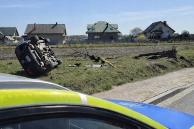Kolejny Mustang trafi do policji? 3 promile i dachowanie po pościgu