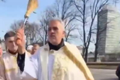 „Nie słuchajcie debili, niektórych Polaków” Burza w sieci po słowach księdza do Ukraińców